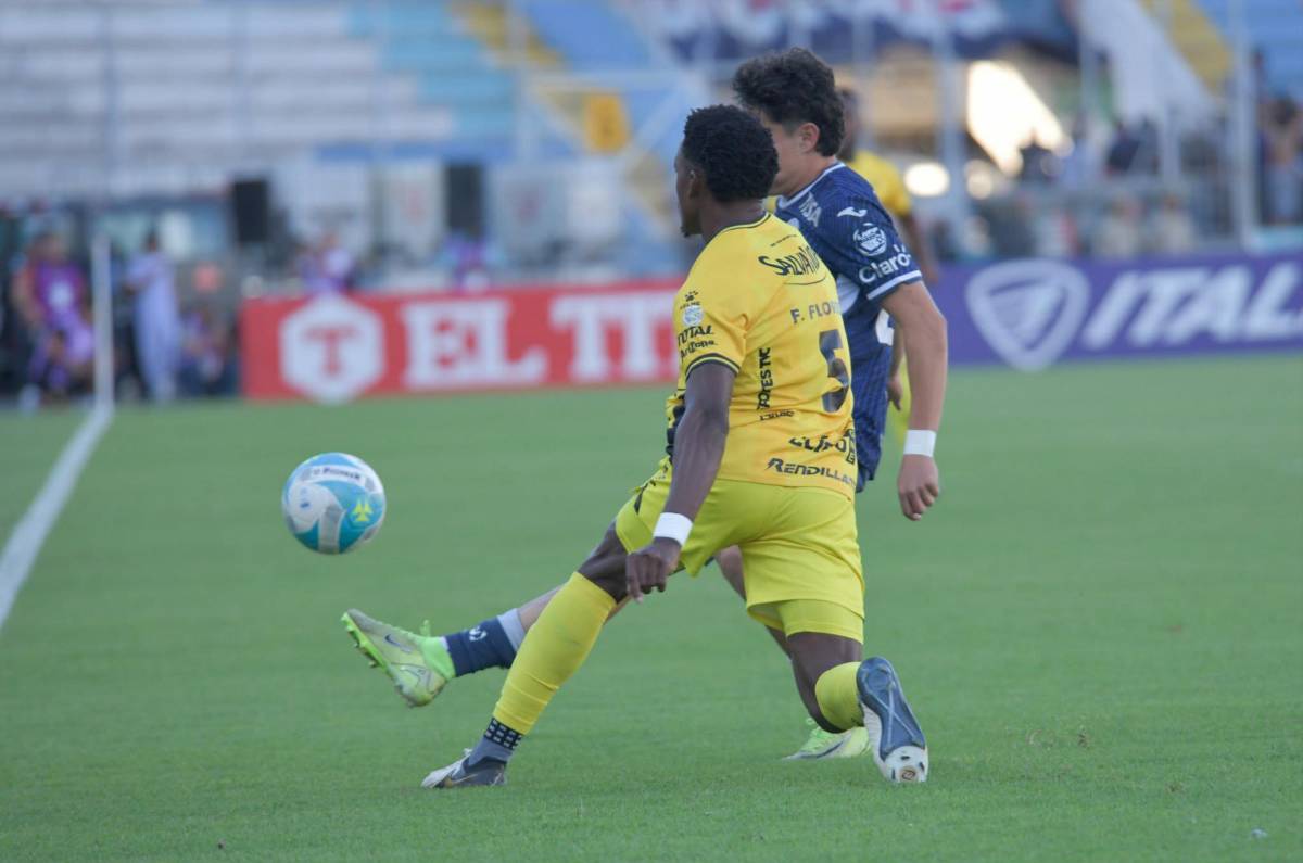 DT de Honduras vigila, esposa de exjugador sorprende y Motagua amarga a Real España