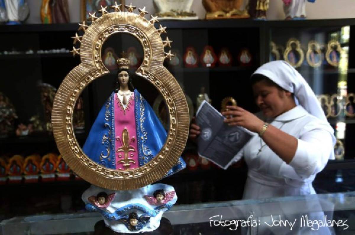 Advocación divina de la Virgen de Suyapa