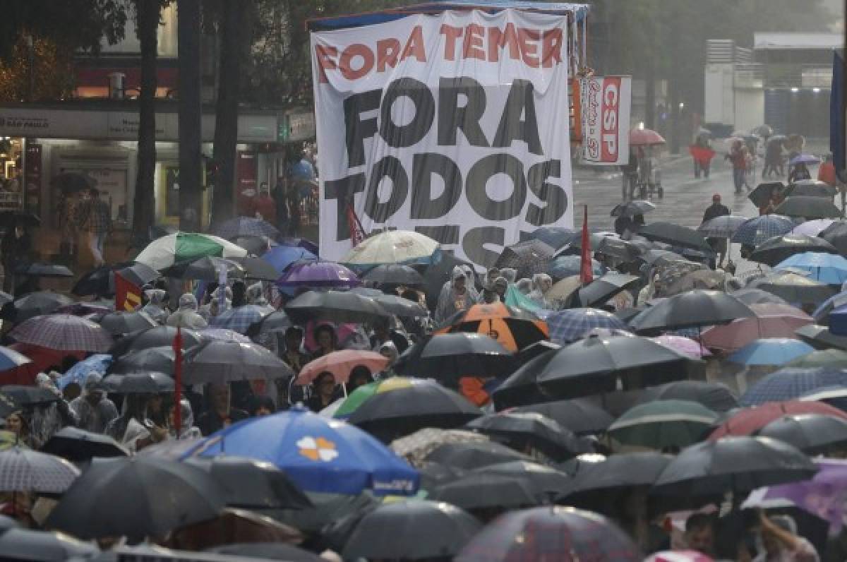 Corte brasileña avala que Michel Temer siga en la presidencia tras escándalo