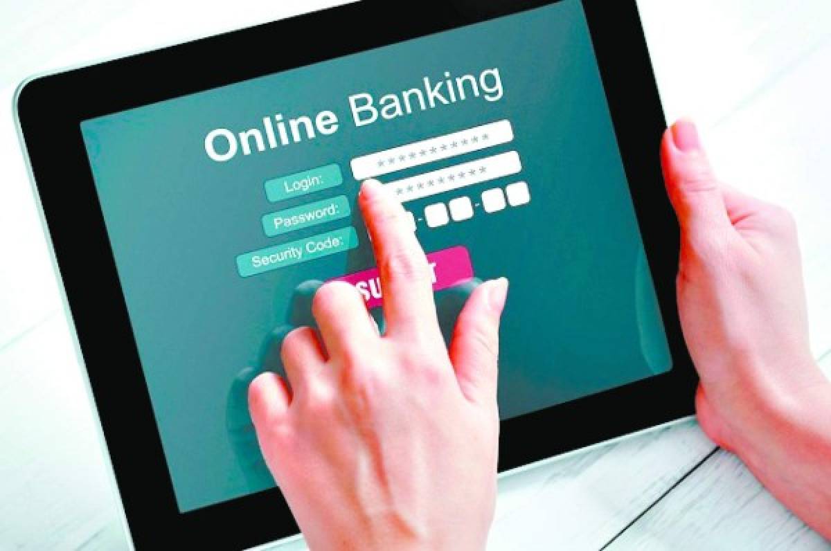Bancos analizan abrir cuentas en línea