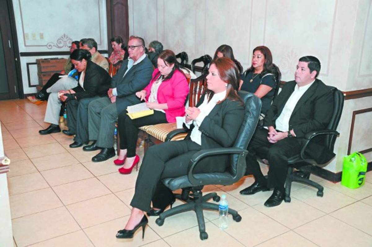 MP presenta más de 54 tomos de investigación