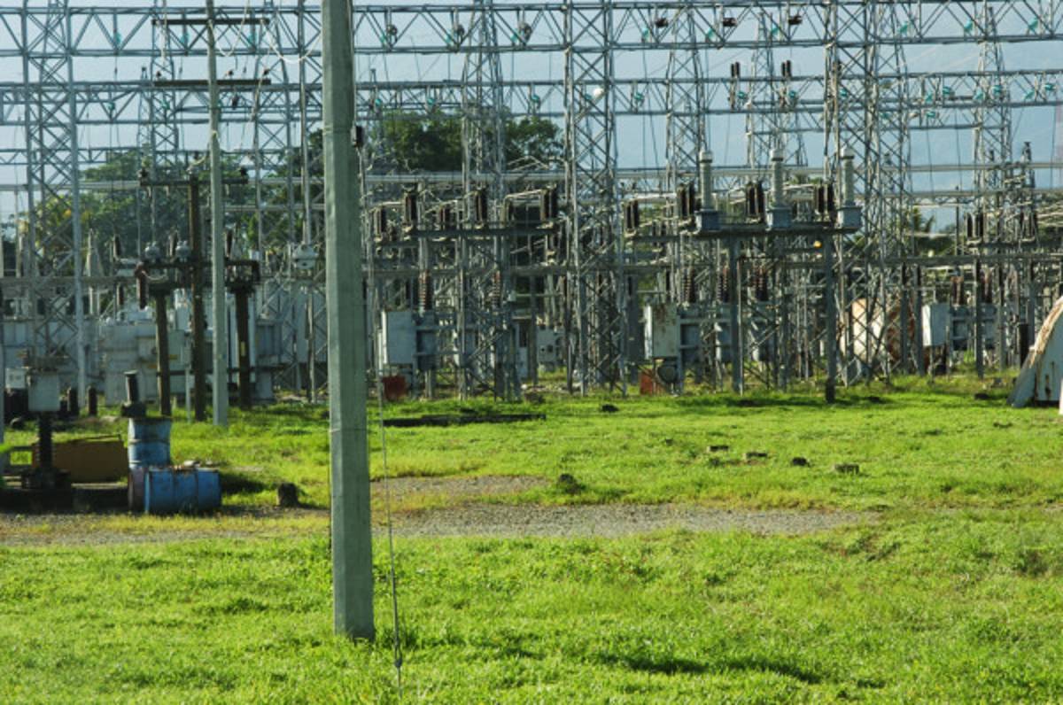 ENEE analiza ampliar dos contratos de energía térmica