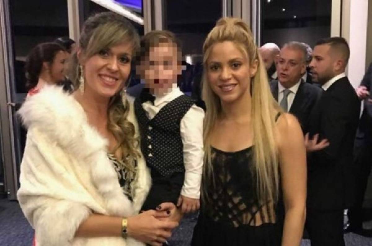 Shakira es duramente criticada por la vestimenta que llevó a la boda de Messi y Antonella