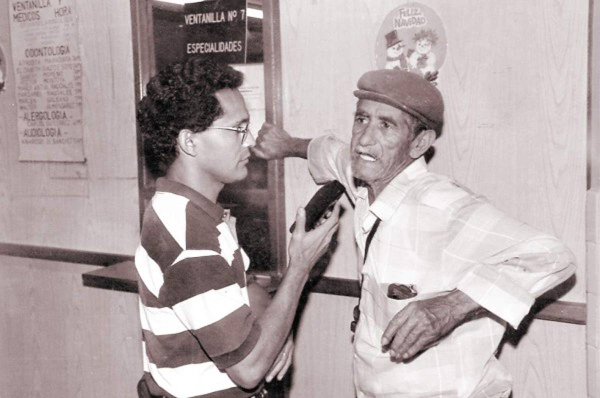 Director de EL HERALDO recibe el Álvaro Contreras