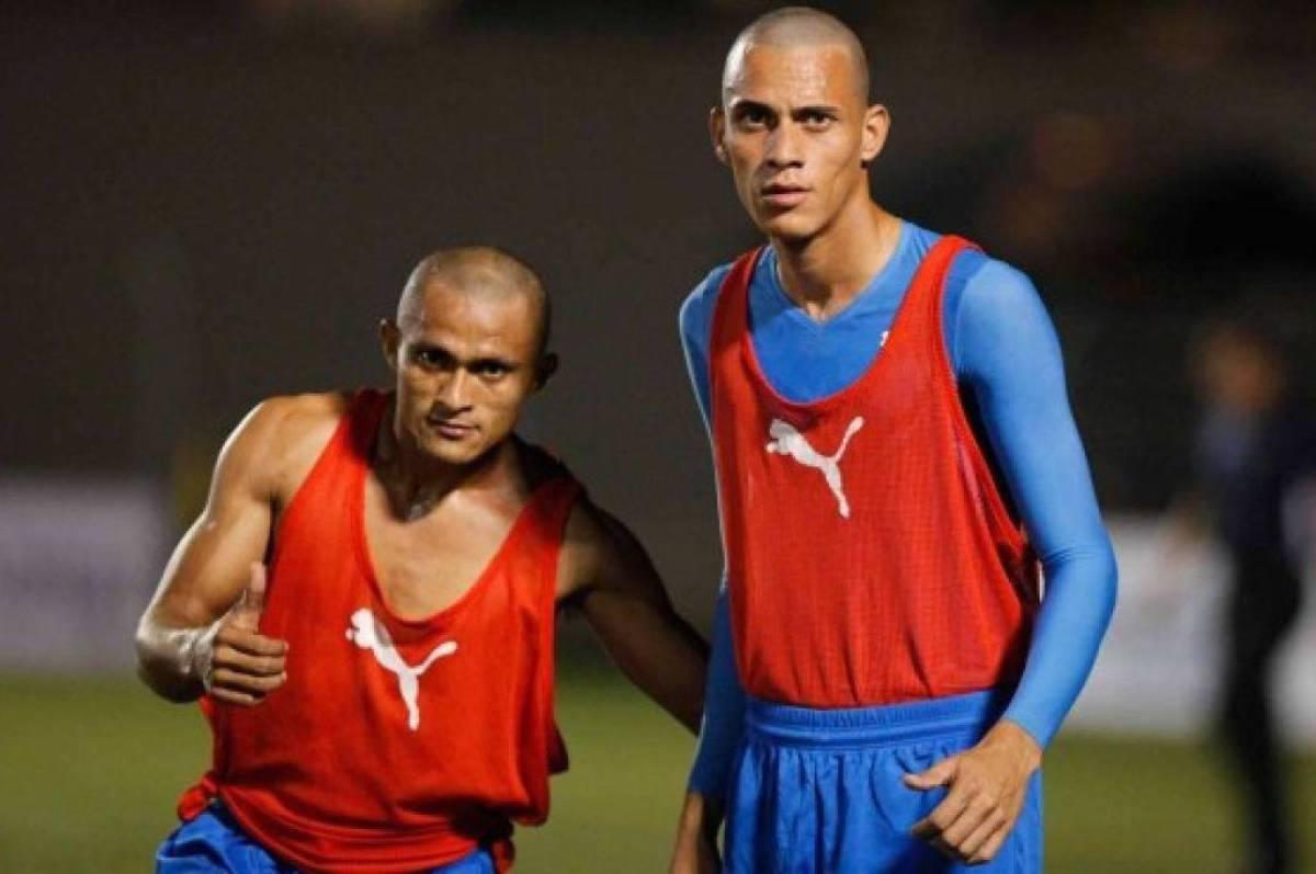 Impactante: Momento en que el futbolista Ñangui Cardona llega al hospital tras ser apuñalado