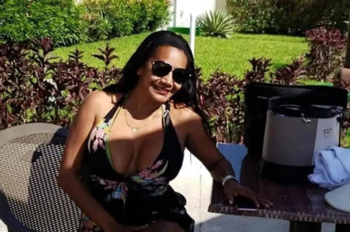 Mujer latina pierde su trabajo luego de sacarse una video con Lionel Messi