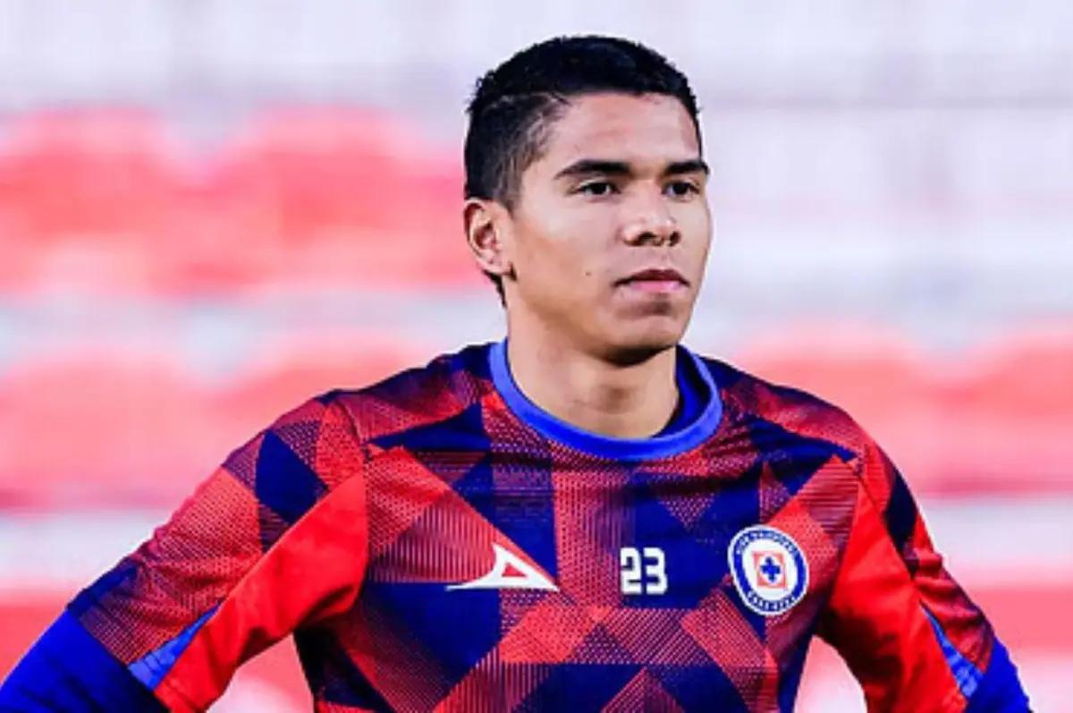 Jugador de equipo de la Liga MX es acusado de robar casa