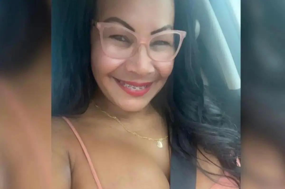 Mujer latina pierde su trabajo luego de sacarse una video con Lionel Messi