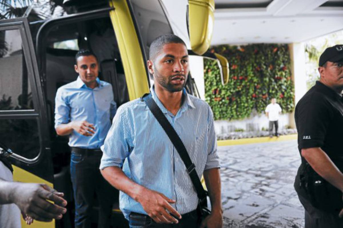 Arderá el Cuscatlán con el juego El Salvador-Costa Rica