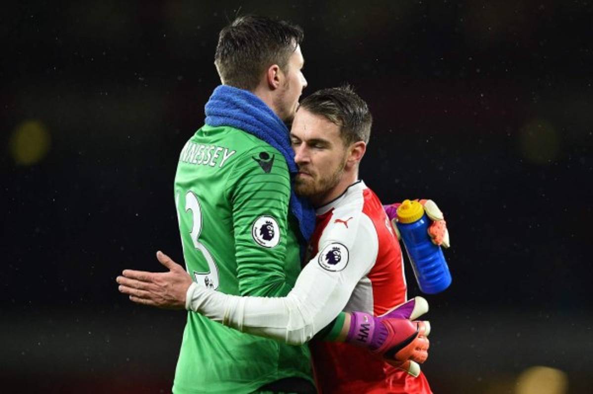 Arsenal y Tottenham sacan al Mánchester City de los puestos de 'Champions'