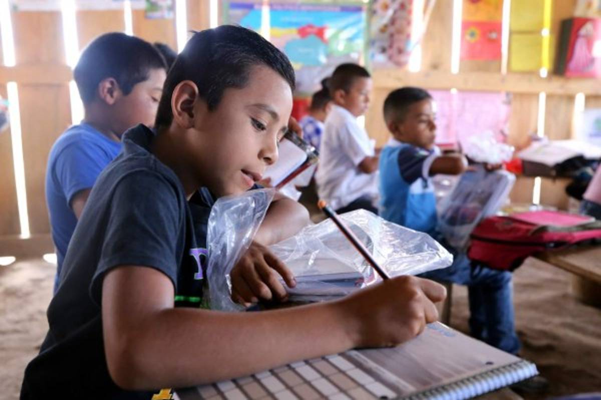 Los niños de la aldea Santa Rosita jamás renunciarán a su superación