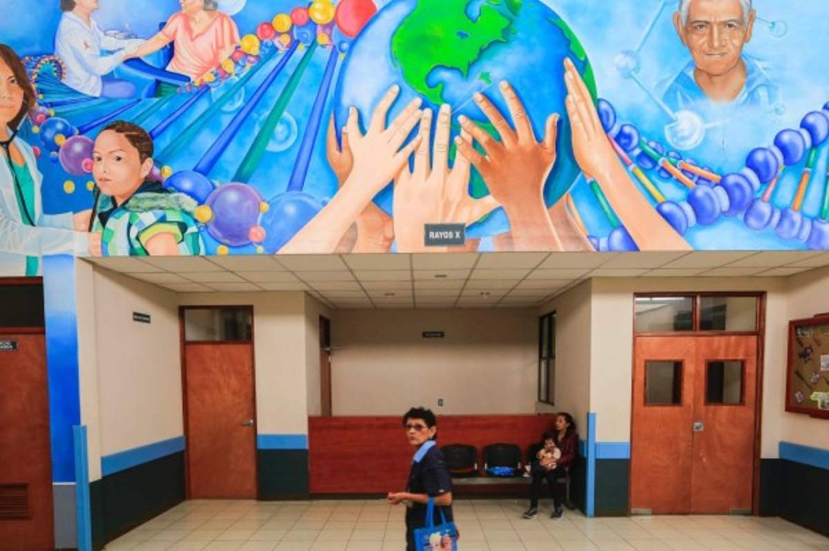 La revolución pinta su historia en murales