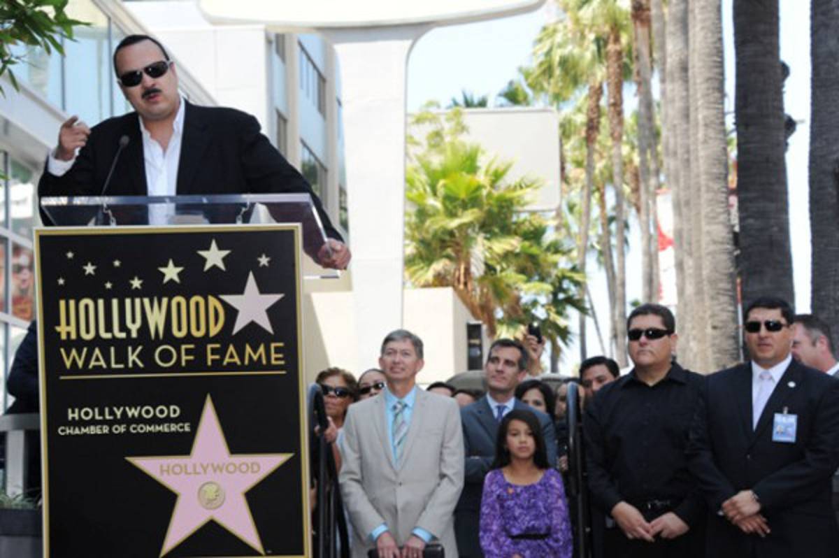 Pepe Aguilar ya tiene su estrella en el Paseo de la Fama
