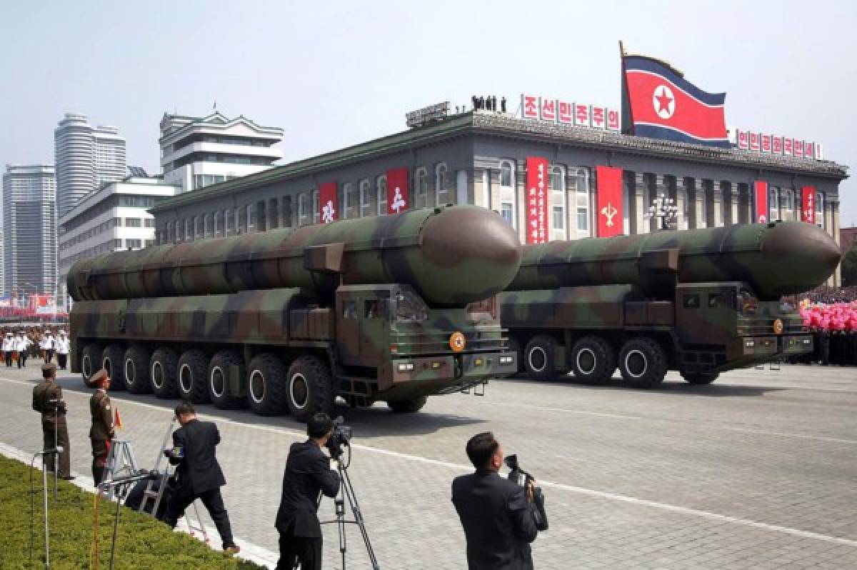 Corea del Norte promete más fuerza nuclear ante presión de Estados Unidos
