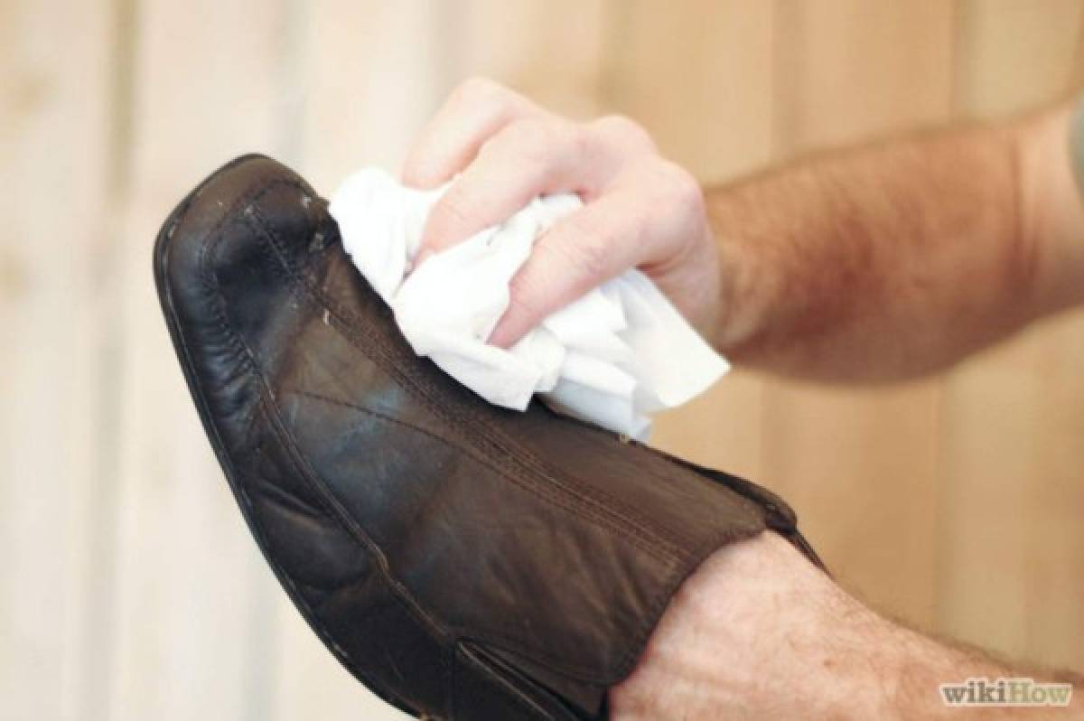 Te enseñamos a limpiar tus zapatos con una cáscara de mínimo