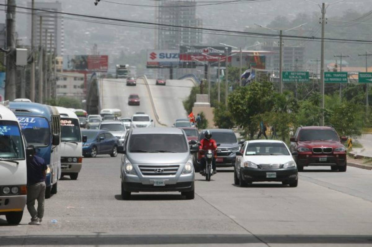 Cobro de tasa vehicular en la capital de Honduras reactiva polémica