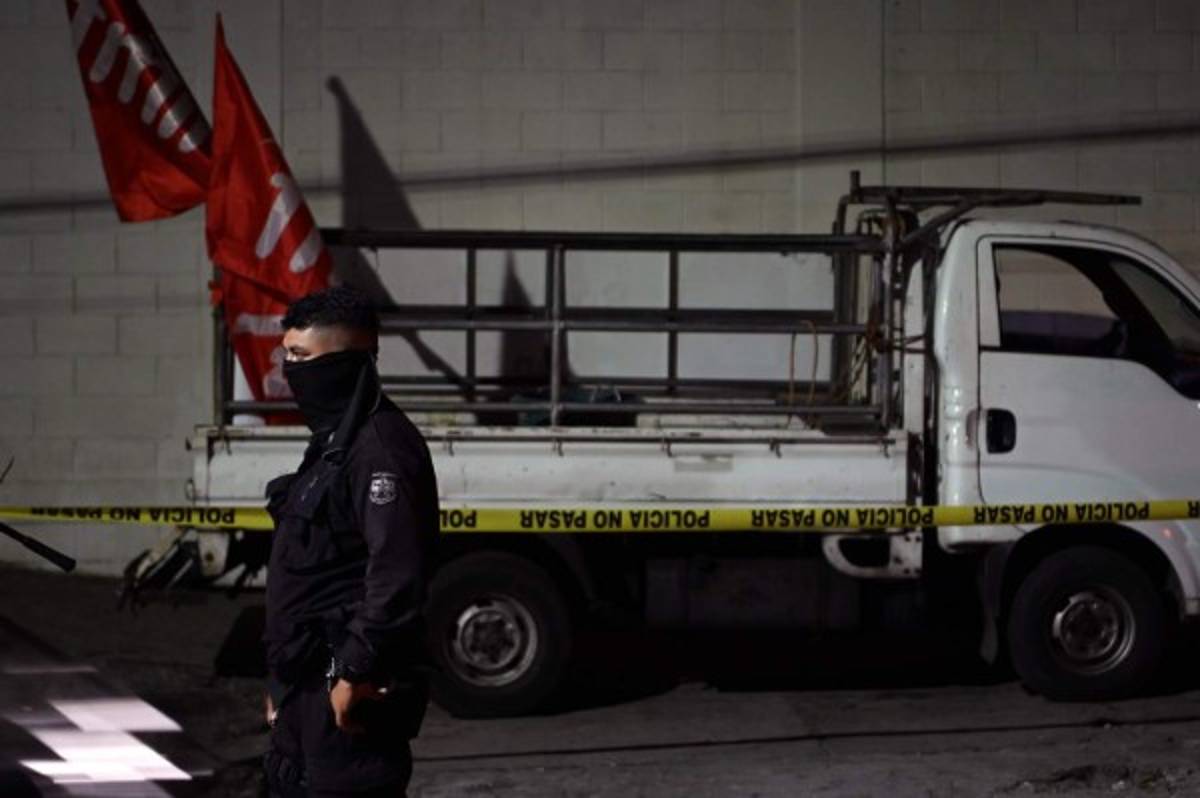 El Salvador se une para resguardar la paz en elecciones tras un atentado mortal  
