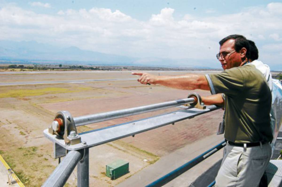 Empresas asiáticas interesadas en aeropuerto Palmerola
