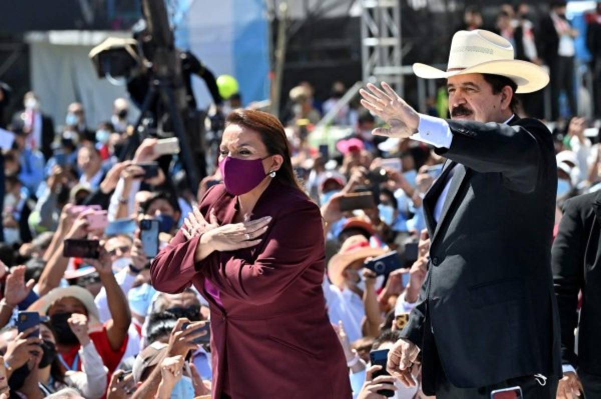 Las imágenes más emotivas de Xiomara Castro como la nueva presidenta de Honduras