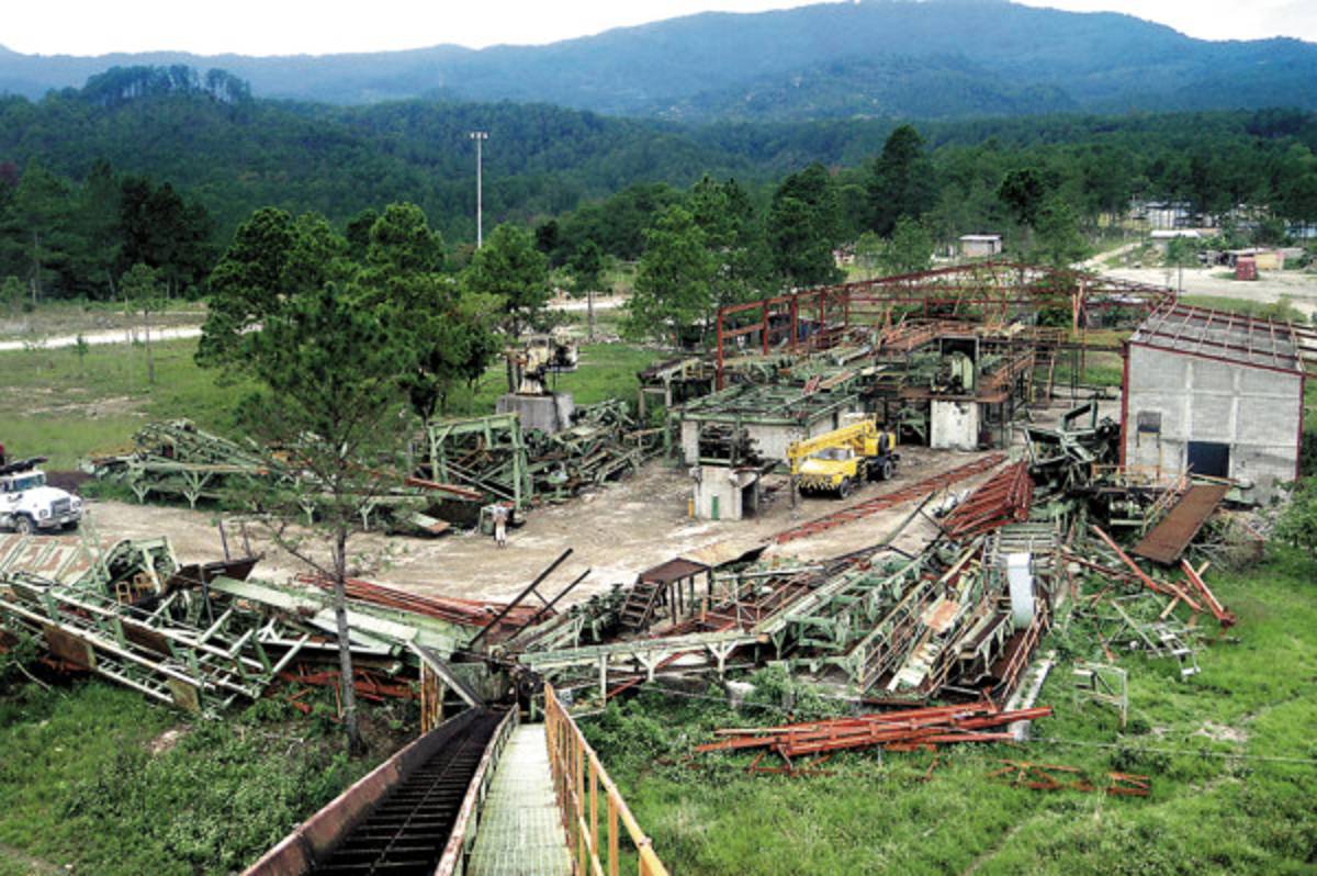 Congreso Nacional burla la ley al donar maquinaria y chatarra del ICF
