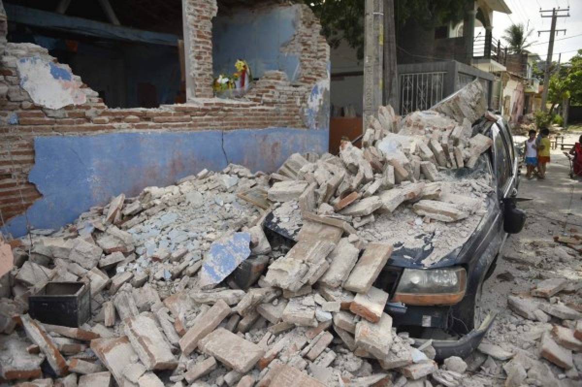 Potente terremoto deja más de 60 muertos en México