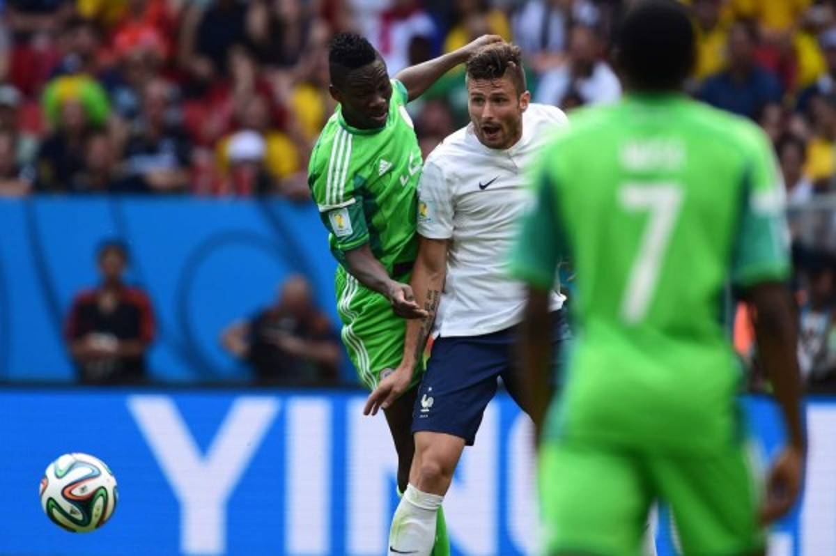 Francia le gana 2-0 a Nigeria y se clasifica