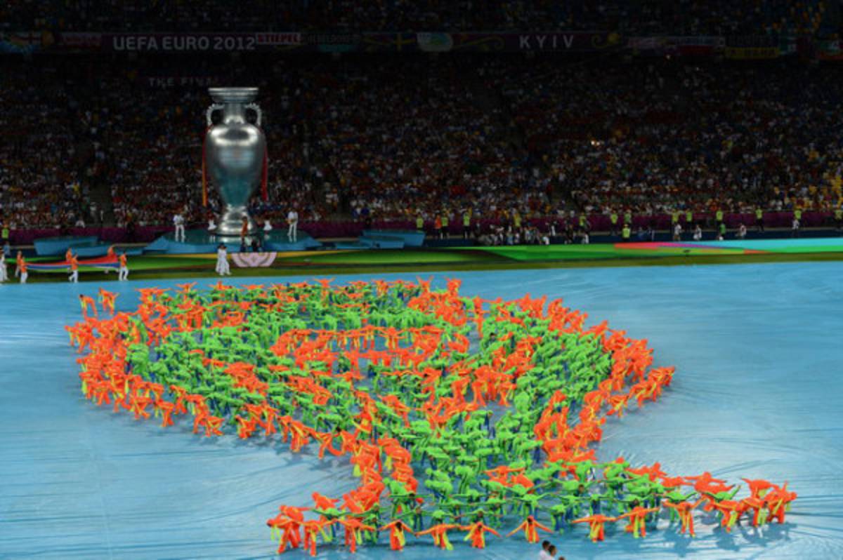 Revive la ceremonia de clausura de la Eurocopa 2012