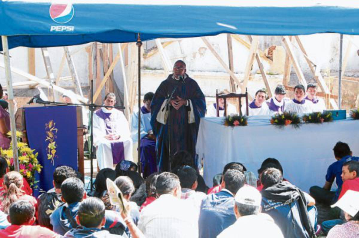 Cruzada solidaria para restaurar templos católicos
