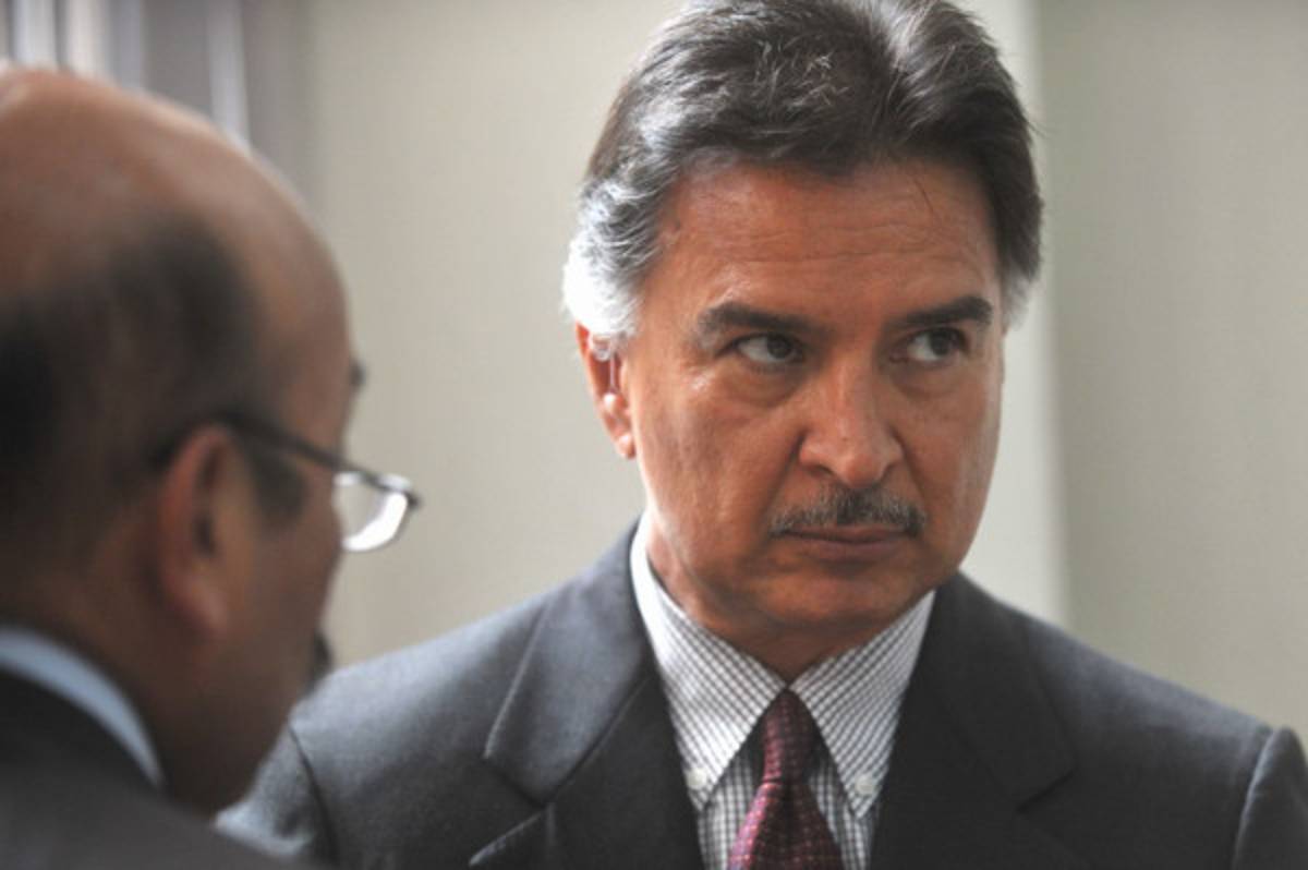 Colom ordena extradición de Alfonso Portillo