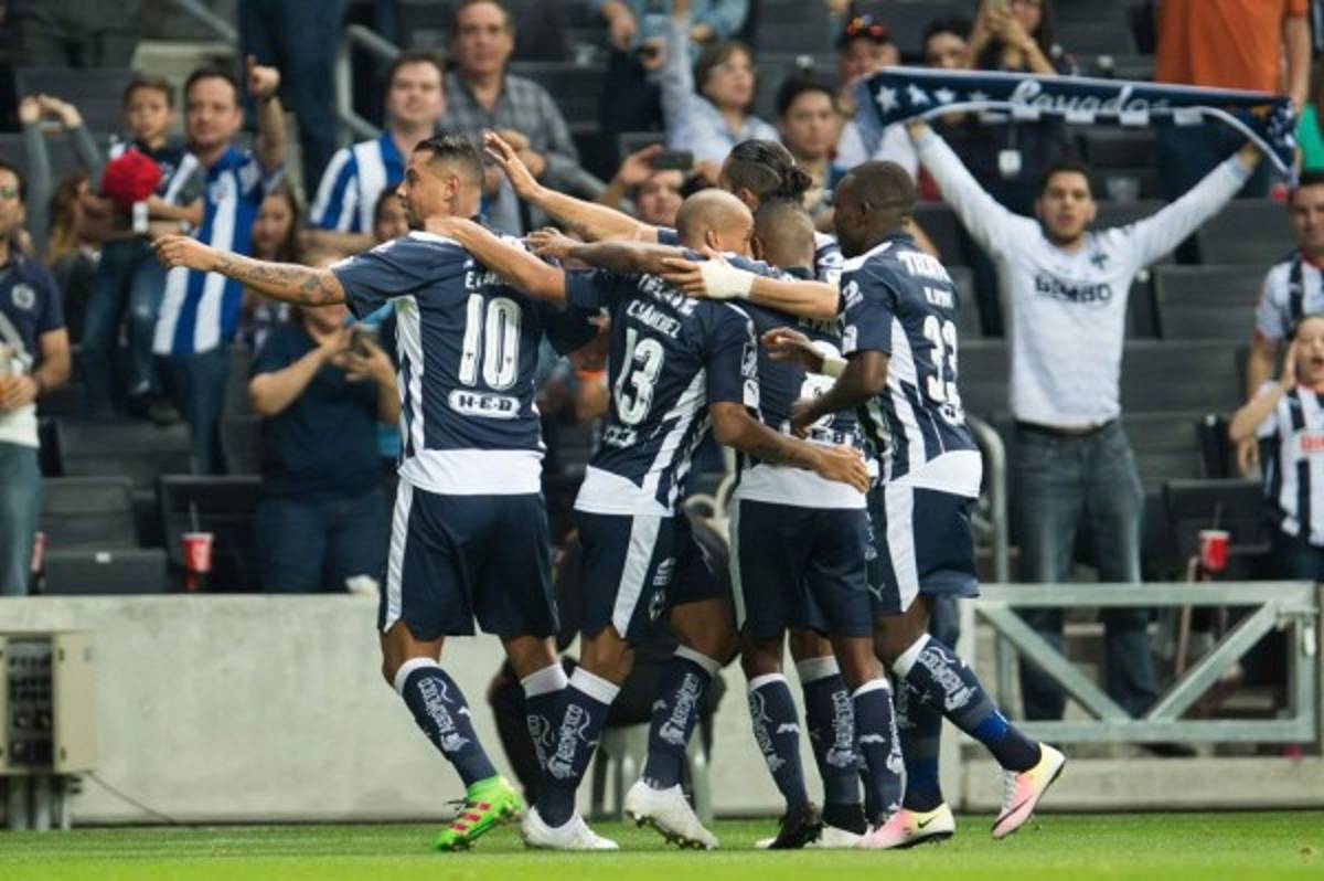 Alberth Elis es de los rayados de Monterrey hasta el año 2020