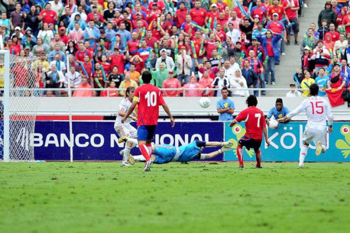 Villa salvó a España de la derrota ante Costa Rica
