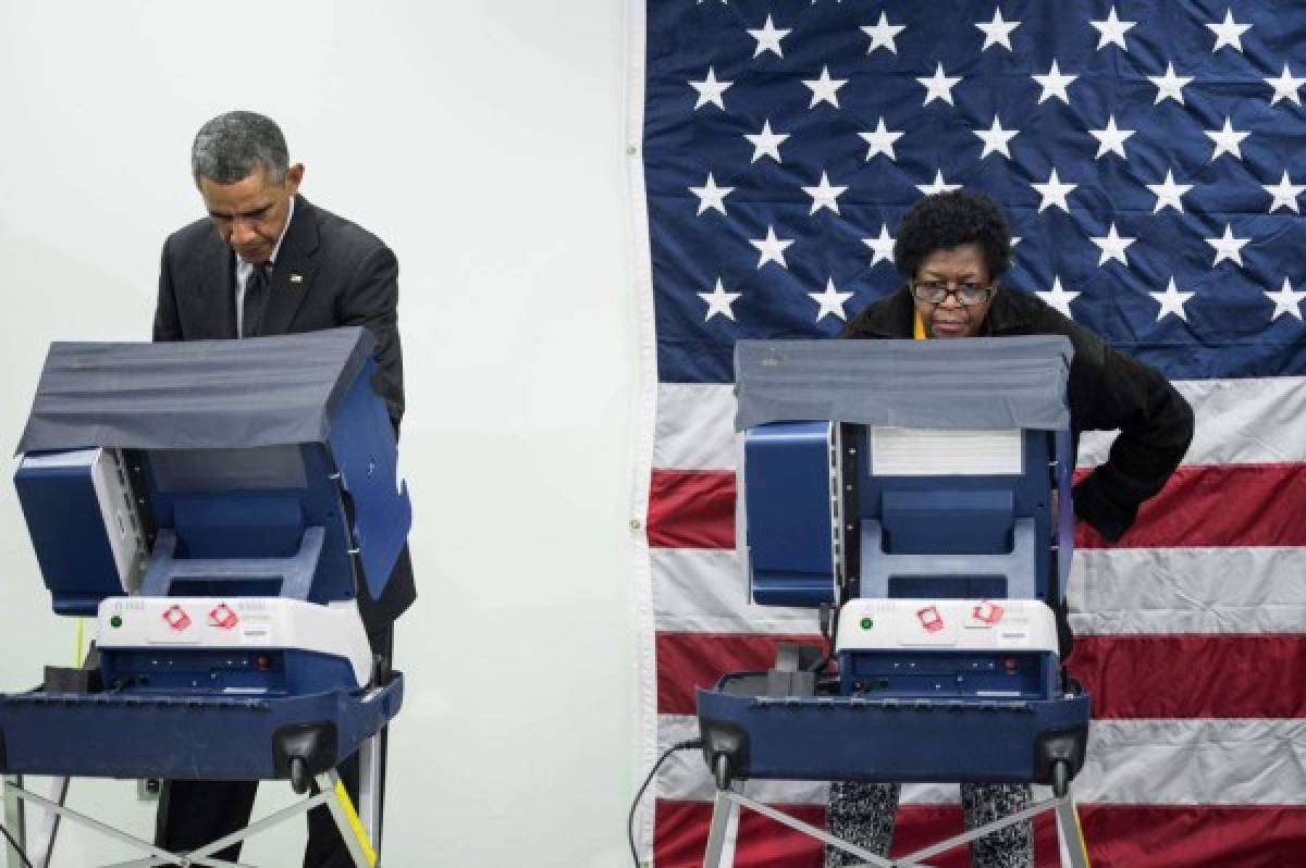Obama vota anticipadamente