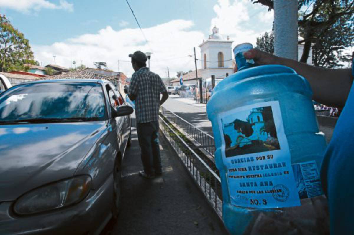 Cruzada solidaria para restaurar templos católicos