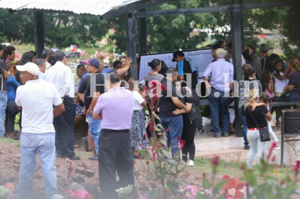 Matan a padre de universitario que se unió a protesta estudiantil