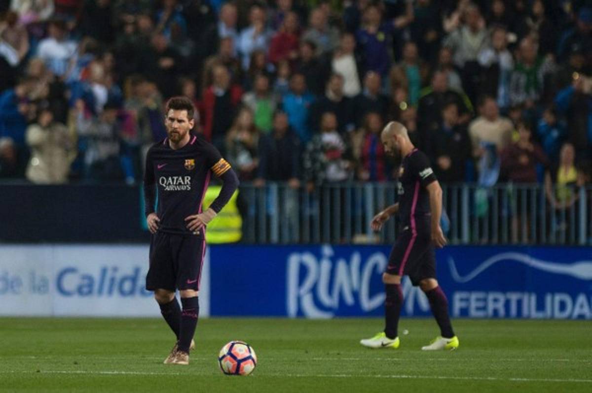 El Barça pierde la opción de alcanzar el Madrid tras caer en Málaga por la mínima