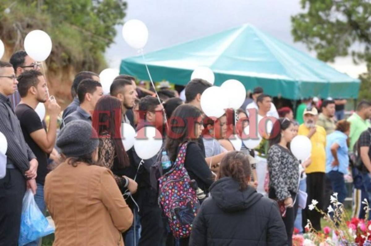 Madre de Elmer Omar, el joven asesinado por su hermano: 'Negro, hasta hoy te miro”