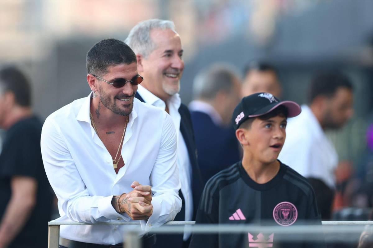 Reacción de Messi tras sanción de MLS, invitado de lujo y Mascherano no cuenta con David Ruiz