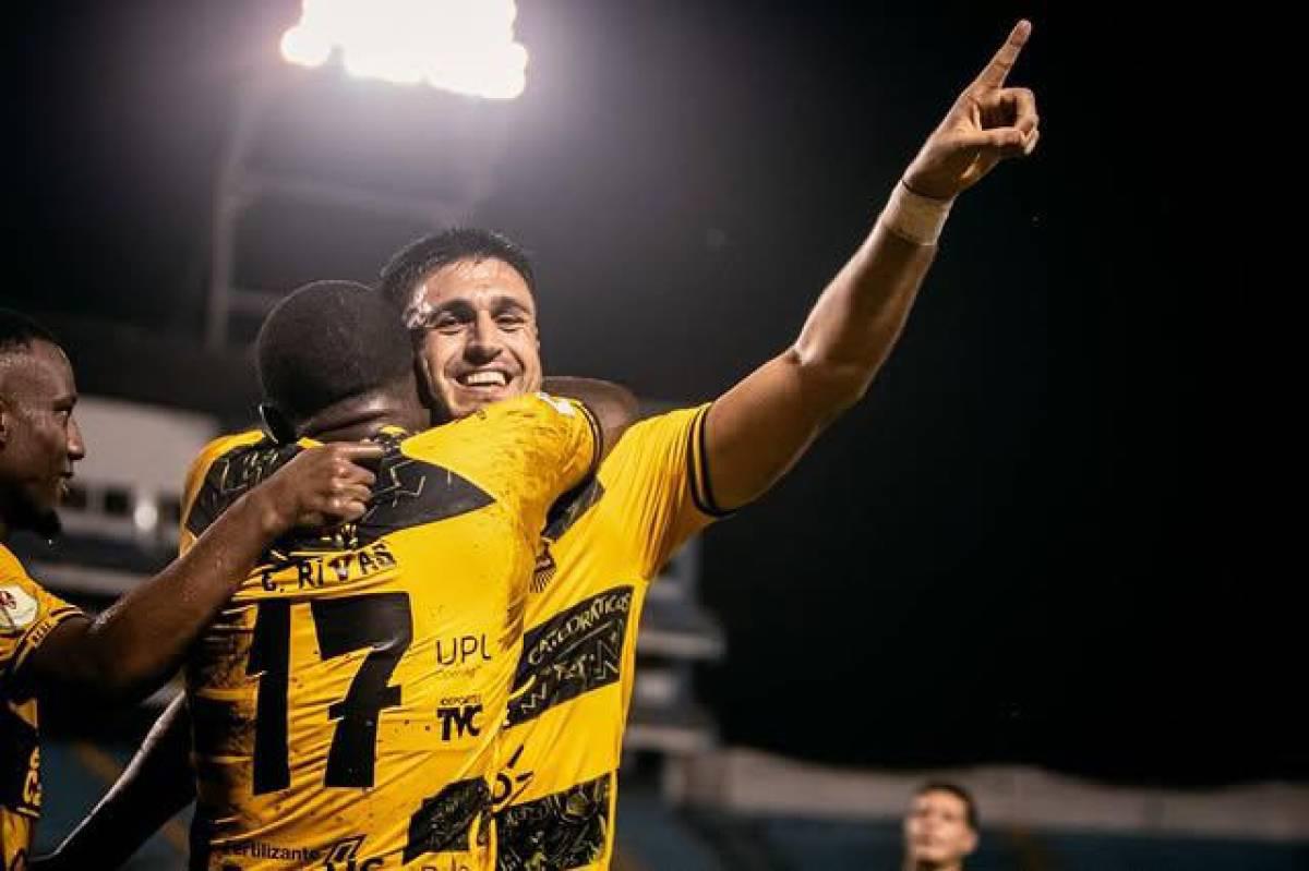 ¿Por qué no puede jugar?; el calvario que vive Ramiro Rocca en el fútbol de Guatemala