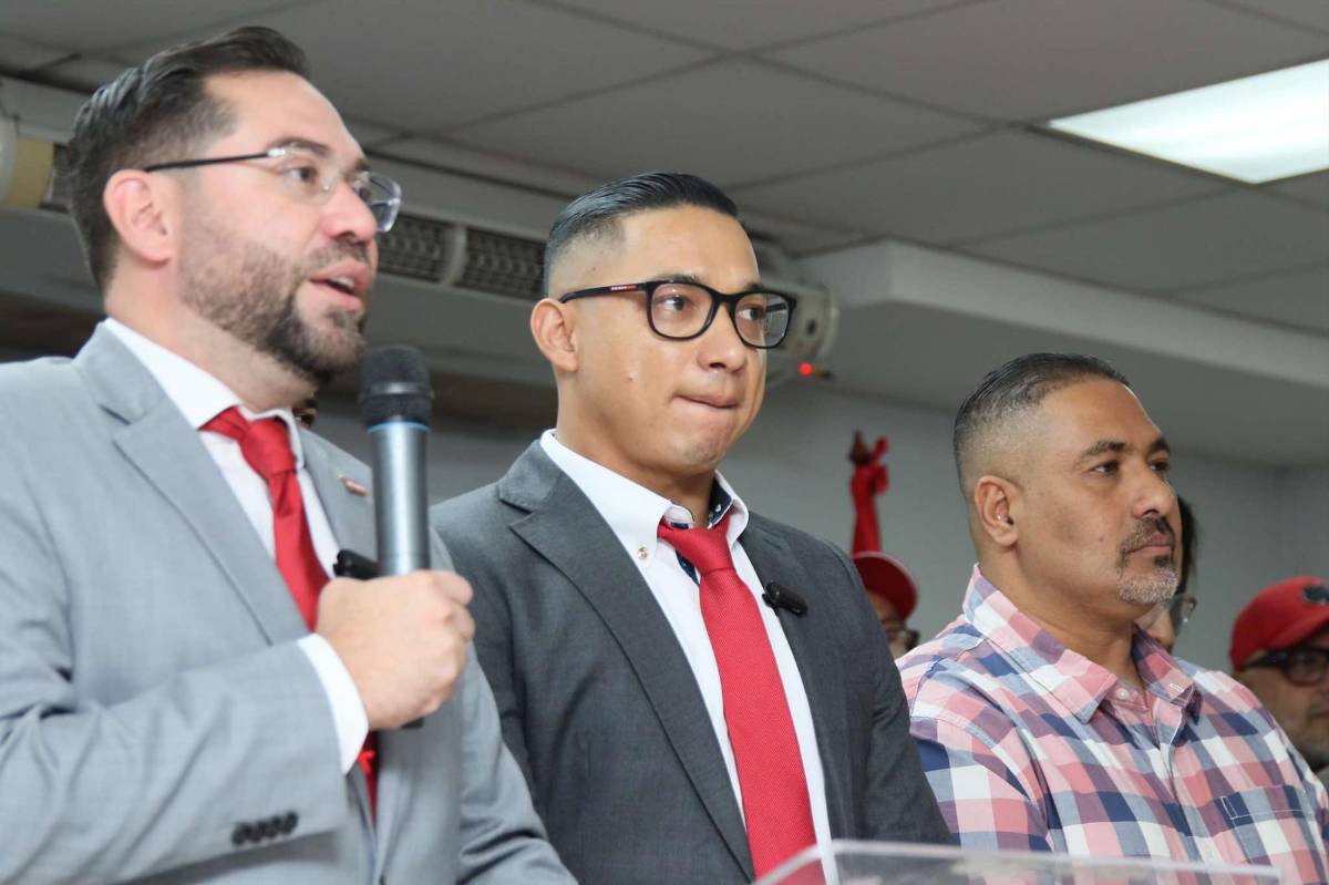 Así fue la presentación de la precandidatura a diputado del exfutbolista de Motagua, Emilio Izaguirre