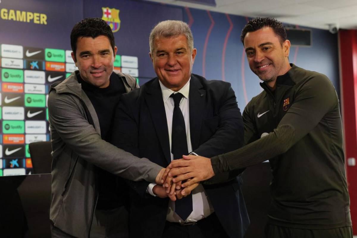 “Siempre mira por el interés del Barça. Es una muy buena noticia que Xavi continúe”, dijo Laporta.