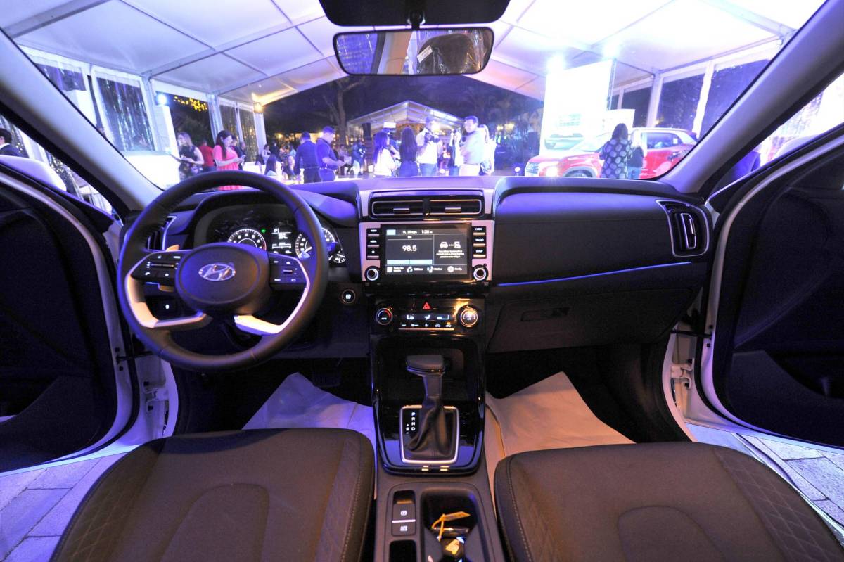 La nueva Hyundai CRETA 2024 está elaborado con una tecnología y calidad de primera, los usuarios podrán disfrutar de toda una experiencia de manejo.