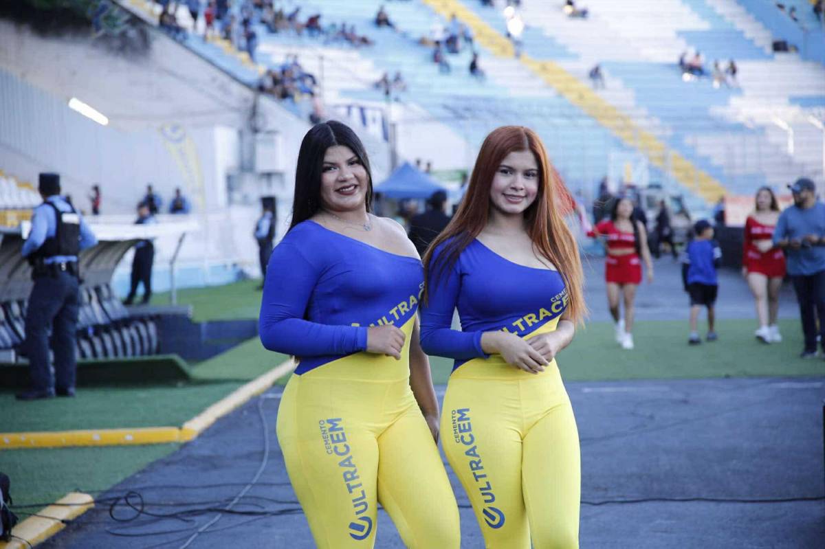 Nueva novia de jugador de Motagua entre las bellas chicas en semifinal ante Real España