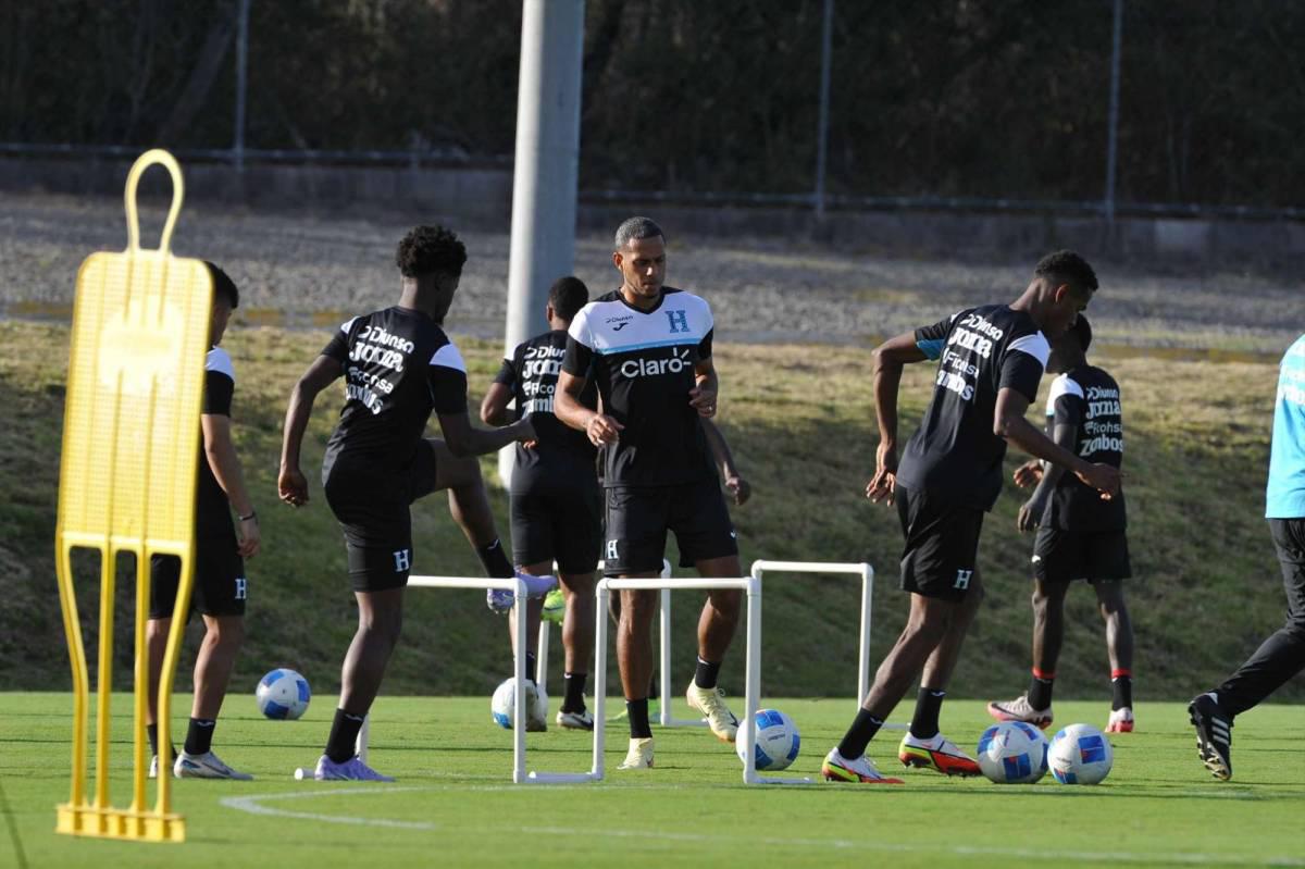 Mathías Vásquez se une a selección de Honduras y la sorpresa que se llevó Rueda