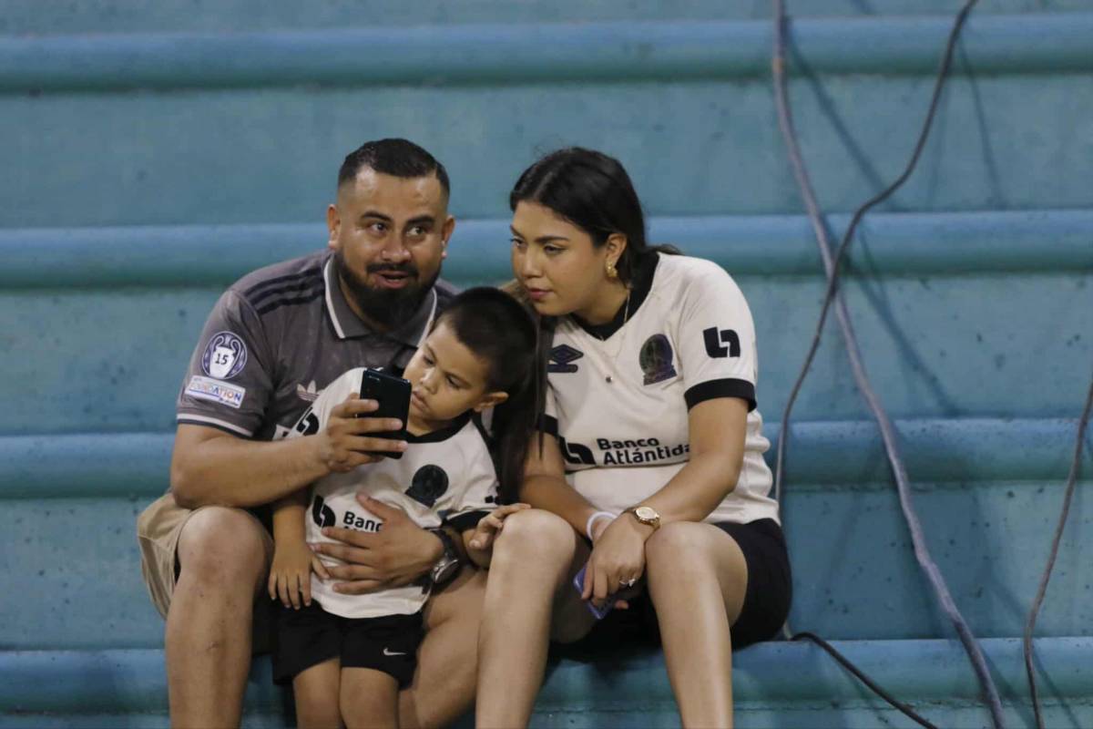 Lindas chicas y sorprende lo que hizo André Orellana: Ambiente previo al Marathón vs Olimpia