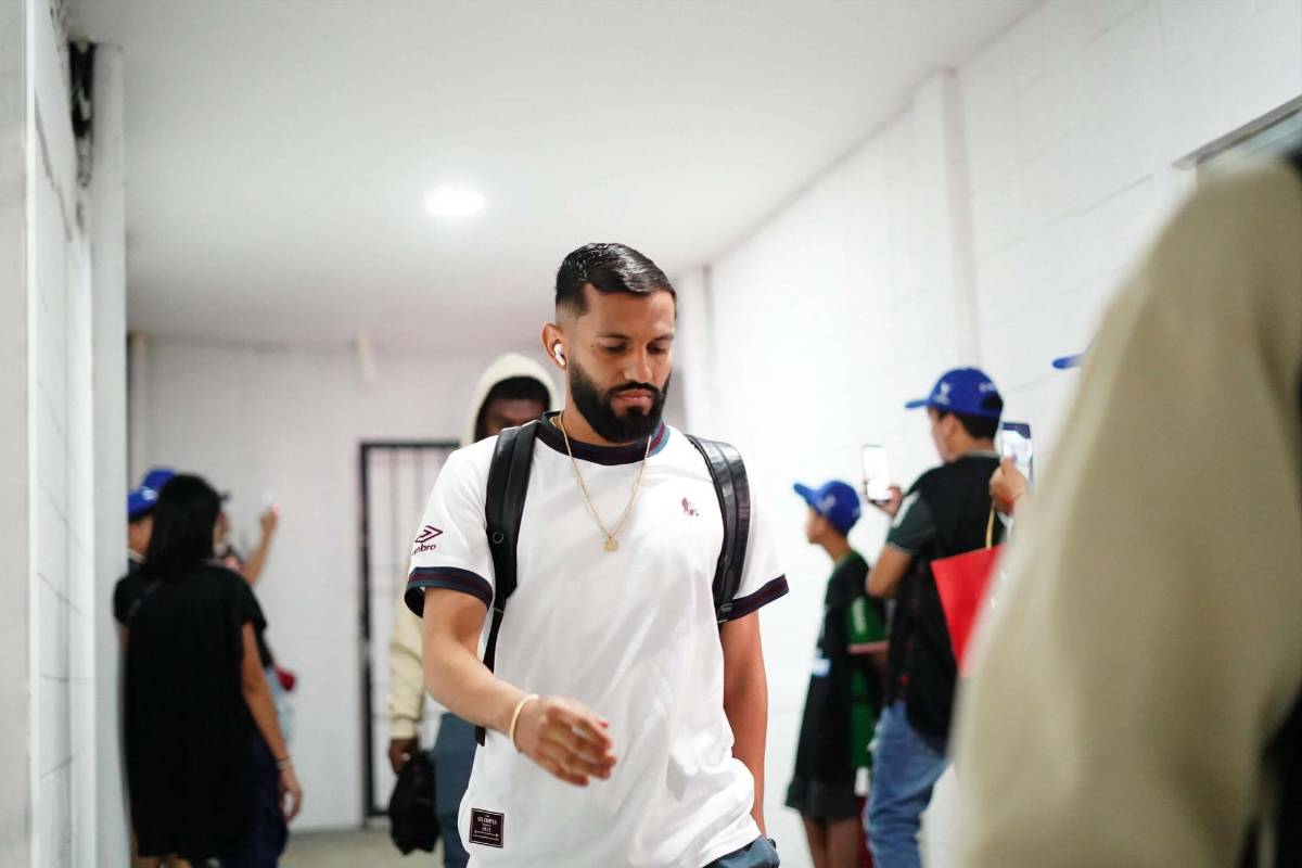 Aficionada enamora, show de las barras y ¿llegó Lavallén?: Ambiente previo al Marathón vs Olimpia