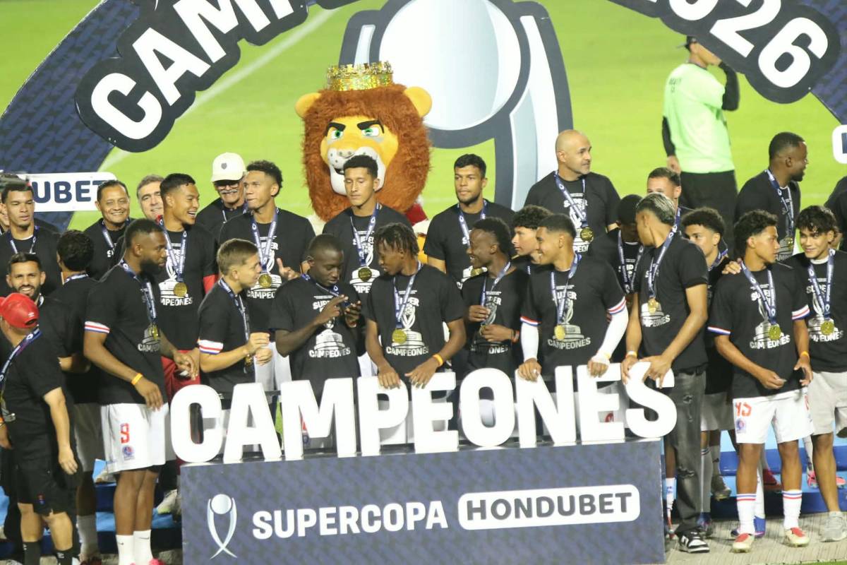 Premio al Olimpia por haber ganado al Supercopa de Honduras a Motagua