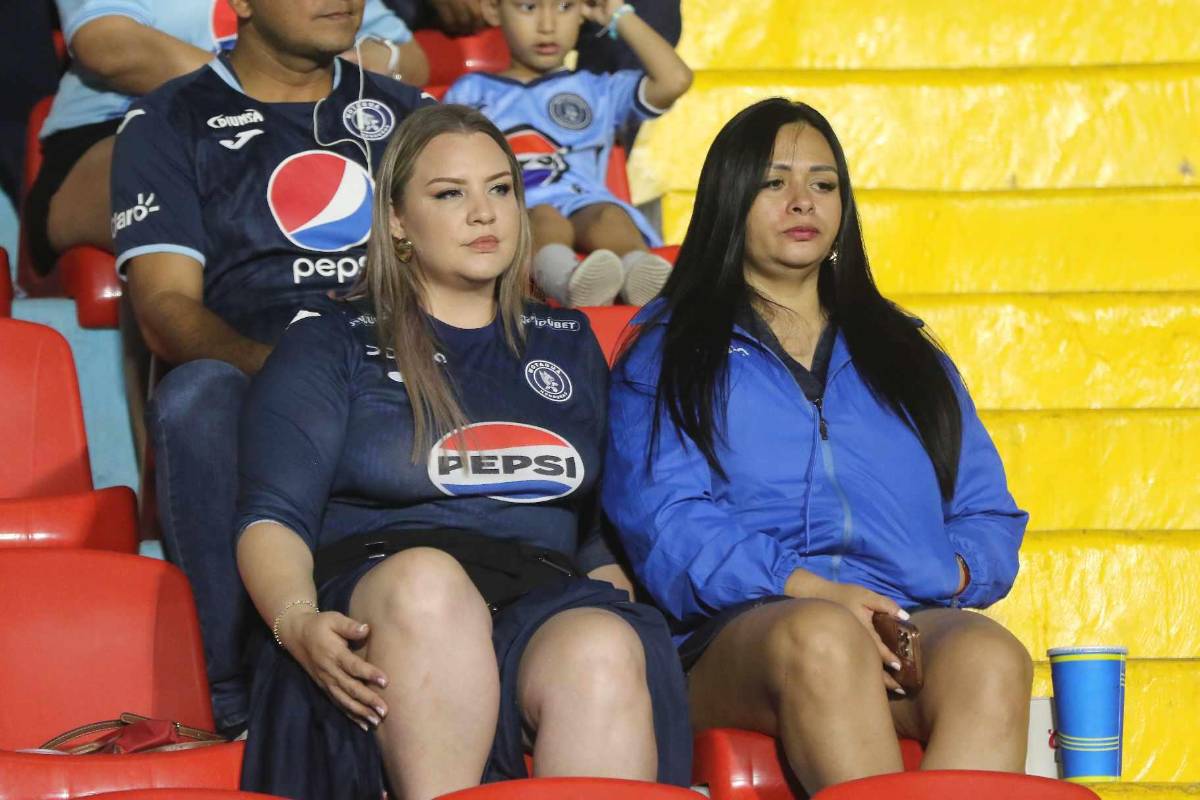 Llegó un campeón, sorpresa de la ´Revo´ y bonito ambiente previo al Motagua vs Real España