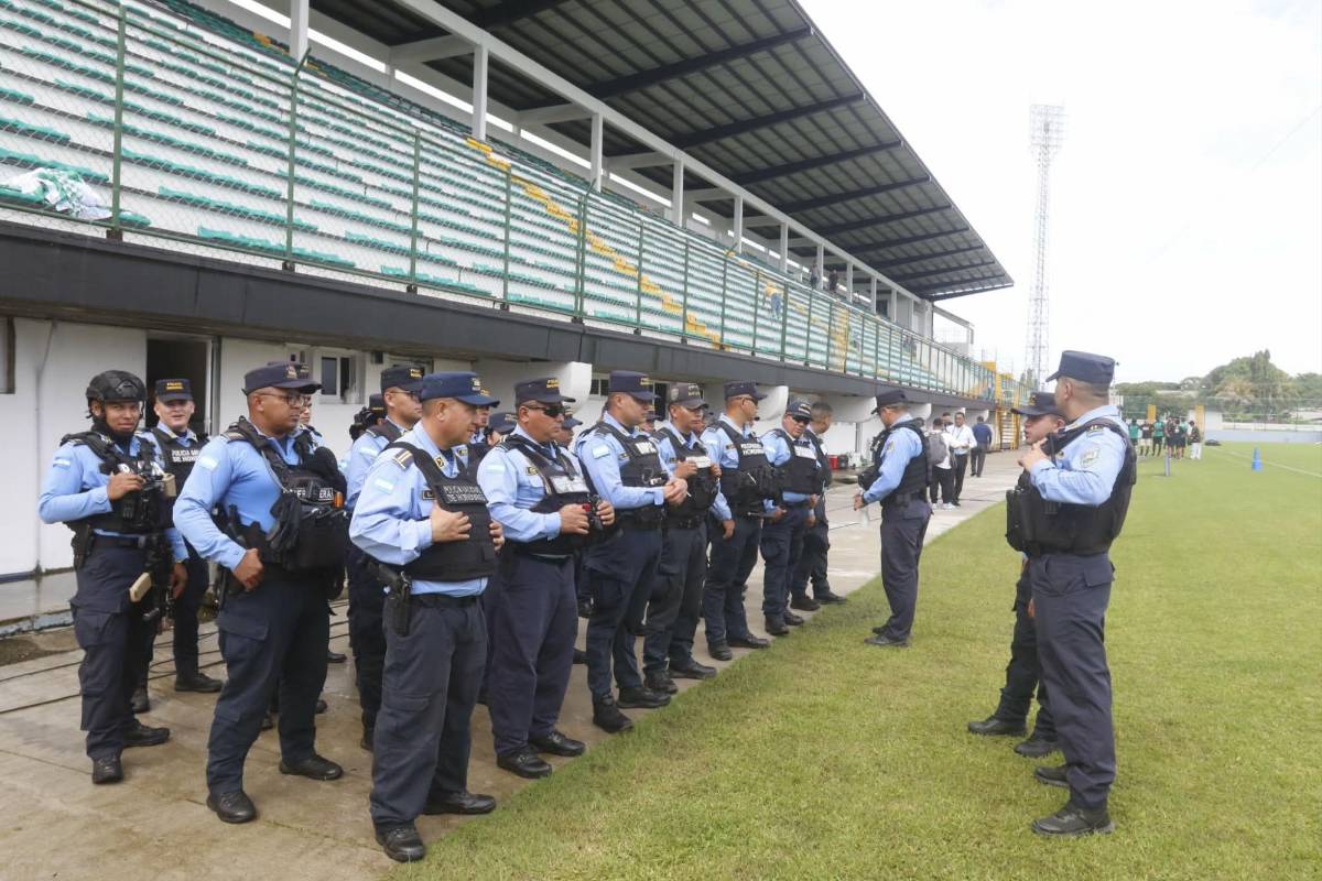 No se vio en tv: Belleza y ambiente en el Excélsior en partido de Platense-Olancho