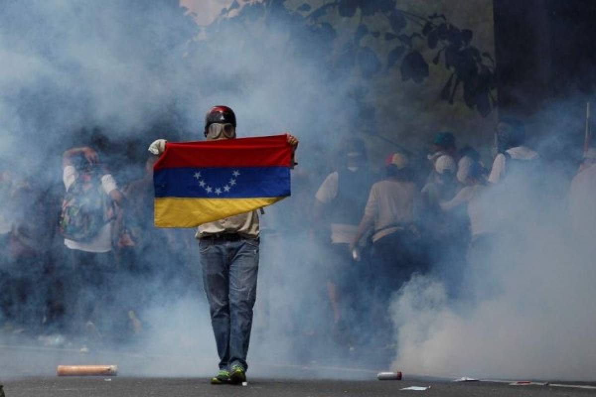 Honduras retira a su encargado de negocios de Venezuela
