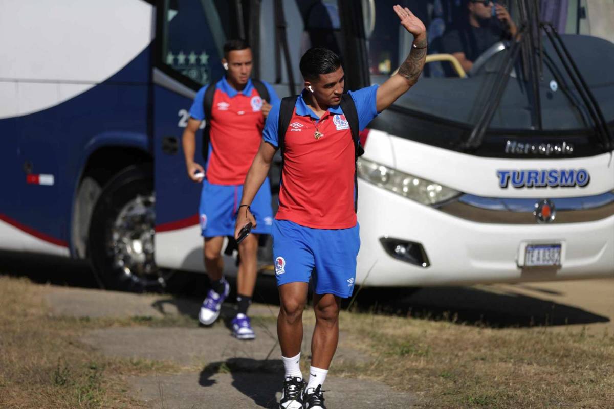 Danlí vivió una fiesta con llegada del Olimpia; la belleza no faltó y los 'Potros' hicieron show